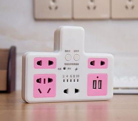 老房电线凌乱成过往，轨道插座与接线盒联手打造整洁新空间